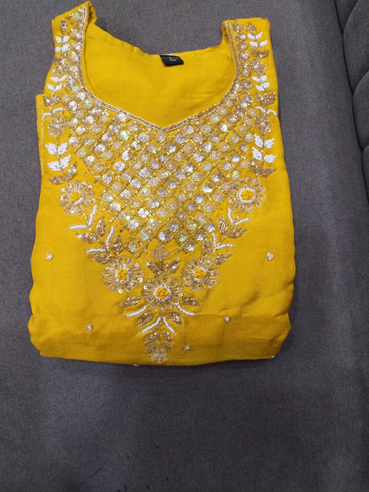 chiken kari suit set with mirro hand work